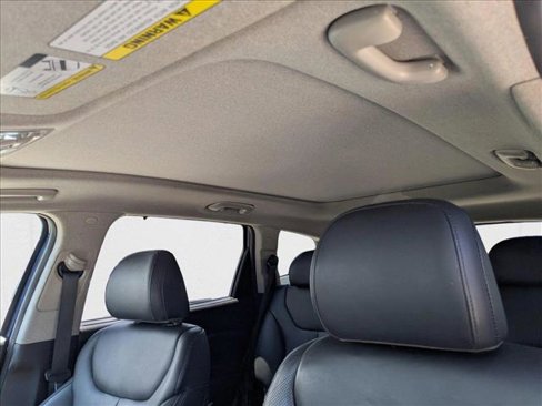 Used 2020 Hyundai Santa Fe Limited image 19