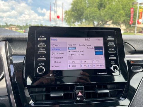 Used 2021 Toyota Camry LE image 26