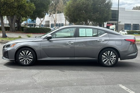 Certified 2024 Nissan Altima 2.5 SV image 7