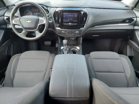 Used 2021 Chevrolet Traverse LS image 18