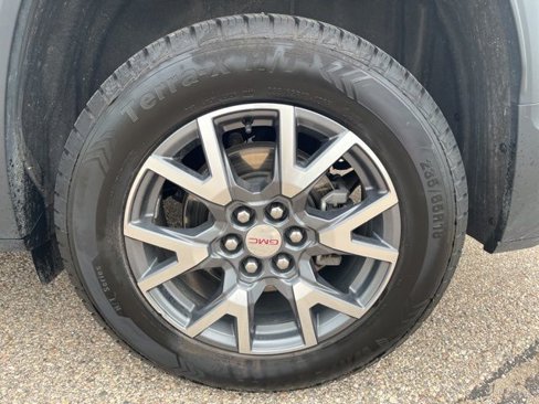 Used 2023 GMC Acadia SLT image 45