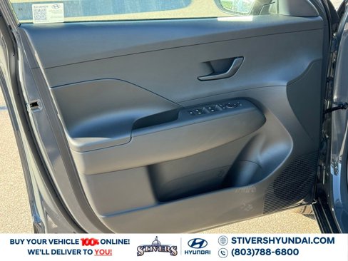 Certified 2025 Hyundai Kona SE image 19
