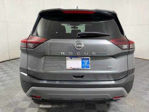 Used 2023 Nissan Rogue SV image 8