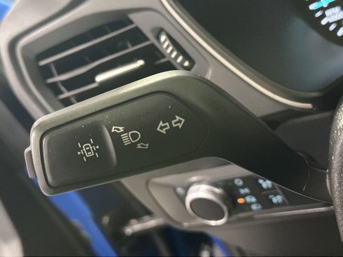 Used 2020 Ford Escape SE image 28