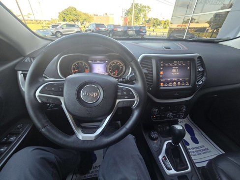 Used 2014 Jeep Cherokee Trailhawk w/ Leather Interior Group image 10