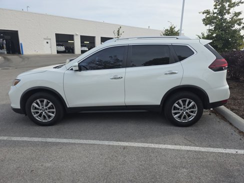 Used 2020 Nissan Rogue SV image 8
