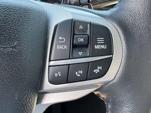 Used 2020 Ford Explorer XLT w/ Comfort Package image 15