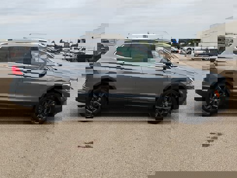 Used 2024 Volkswagen Tiguan Wolfsburg Edition image 5