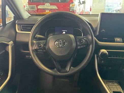 Used 2024 Toyota RAV4 LE image 15