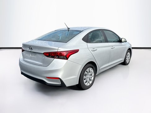 Used 2022 Hyundai Accent SE image 7