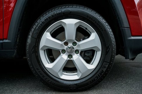 Used 2018 Jeep Compass Latitude image 17