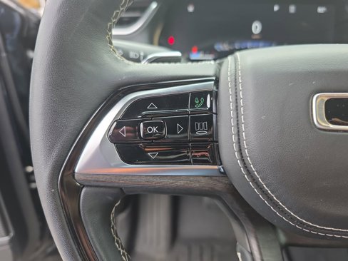 Used 2024 Jeep Grand Cherokee L Overland w/ Advanced Protech Group III image 28