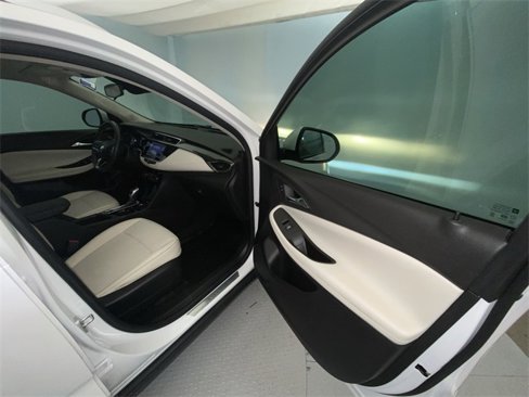 Used 2022 Buick Encore GX Select w/ Experience Buick Package image 25