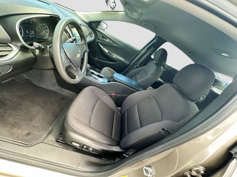 Used 2022 Chevrolet Malibu LS w/ Driver Confidence Package II image 23