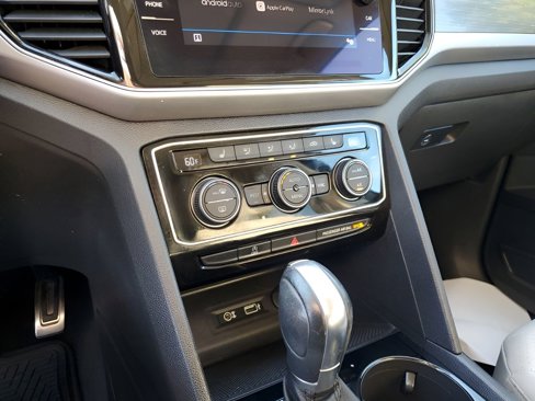 Used 2018 Volkswagen Atlas SEL w/ R-Line Package image 39