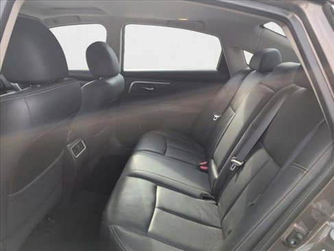 Used 2016 Nissan Altima 2.5 SL w/ 2.5 Technology Package image 16