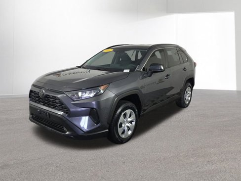 Used 2021 Toyota RAV4 LE image 47