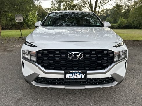 Used 2021 Hyundai Santa Fe SE image 3
