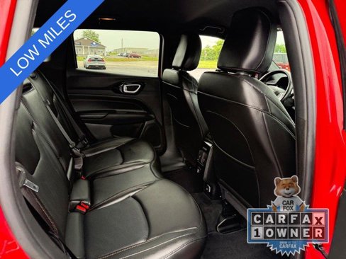 Used 2022 Jeep Compass Limited image 10