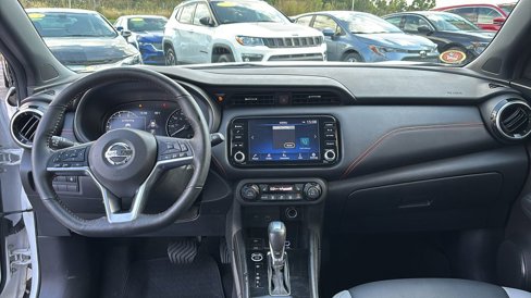 Used 2021 Nissan Kicks SR w/ SR Premium Package image 12
