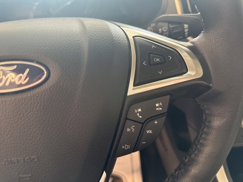Used 2024 Ford Edge SEL image 19