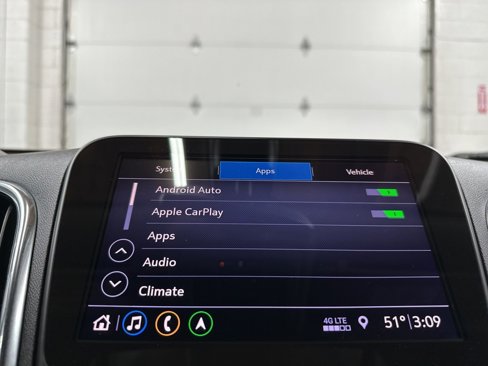 Used 2020 Chevrolet Equinox Premier image 35