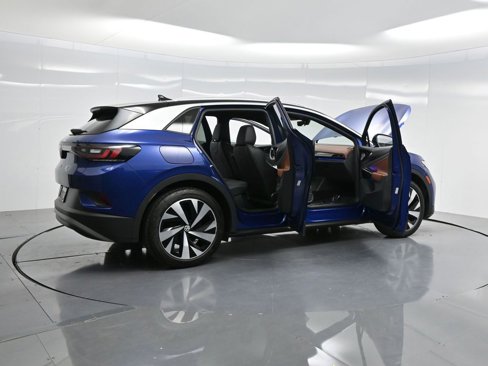 Used 2022 Volkswagen ID.4 Pro S w/ Gradient Package image 4