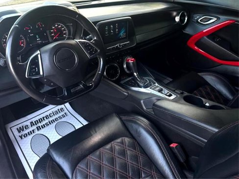 Used 2017 Chevrolet Camaro LT w/ RS Package image 13