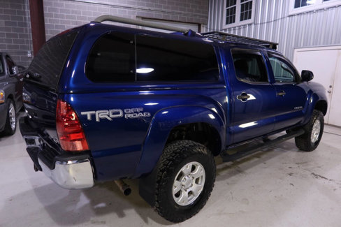 Used 2015 Toyota Tacoma 4x4 Double Cab w/ TRD Off-Road Package image 5