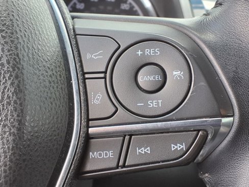Used 2019 Toyota Camry XLE image 26