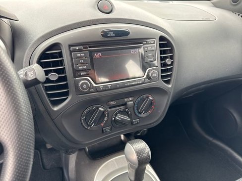Used 2015 Nissan Juke S image 19