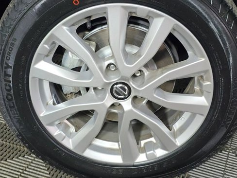 Certified 2022 Nissan Rogue Sport S image 10