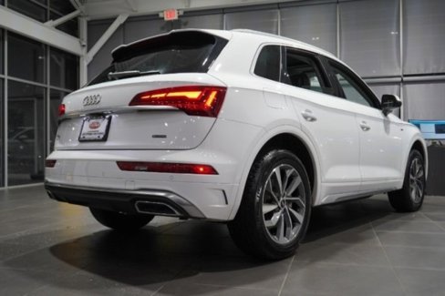Used 2022 Audi Q5 2.0T Premium Plus image 11