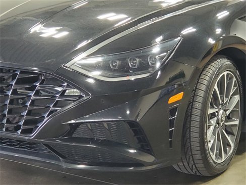 Used 2021 Hyundai Sonata Limited image 29
