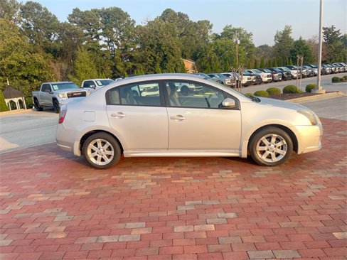 Used 2011 Nissan Sentra 2.0 SR image 6