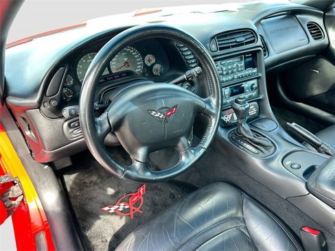 Used 2000 Chevrolet Corvette Coupe w/ Memory Pkg image 9
