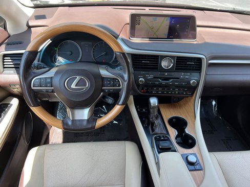 Used 2019 Lexus RX 350L FWD image 25