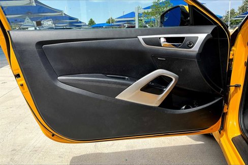 Used 2015 Hyundai Veloster w/ Option Group 02 image 21