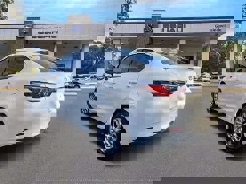 Used 2016 Scion iA image 4