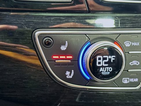 Used 2019 Audi Q7 3.0T Prestige image 21
