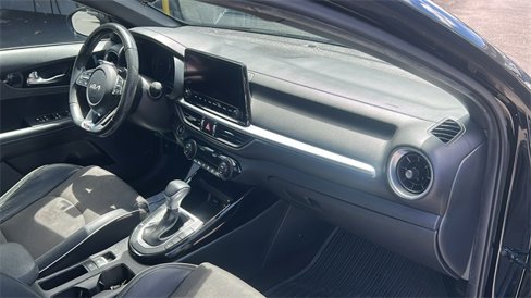 Used 2022 Kia Forte GT-Line w/ GT-Line Premium Package image 13