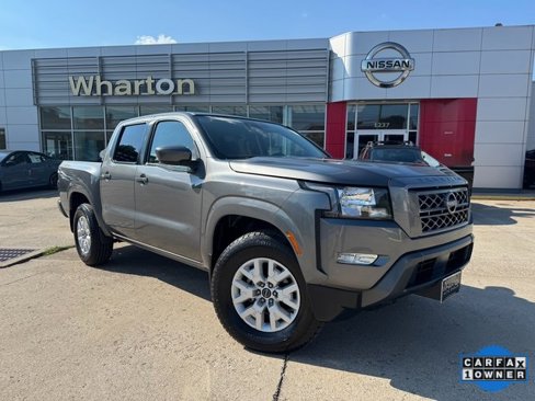 Used 2023 Nissan Frontier SV image 1