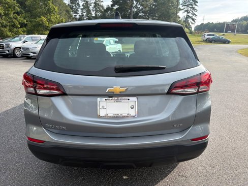 Used 2023 Chevrolet Equinox LS image 4