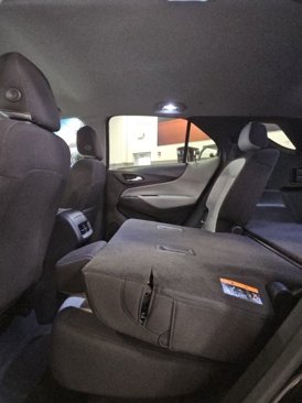 Used 2023 Chevrolet Equinox LT image 29