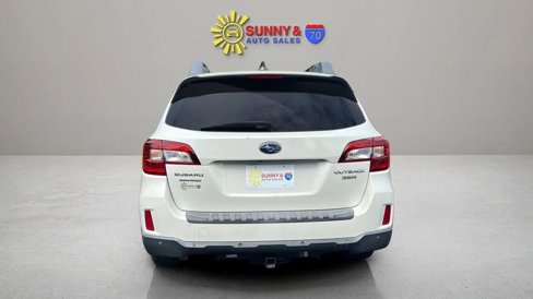 Used 2017 Subaru Outback 3.6R Limited image 6