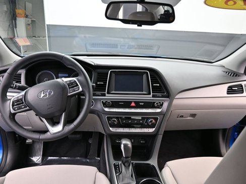 Used 2018 Hyundai Sonata SEL image 9