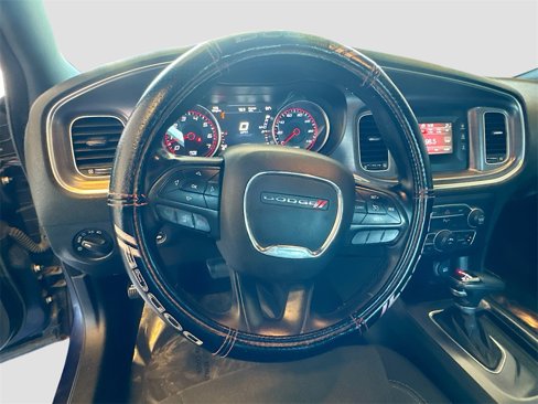Used 2015 Dodge Charger SE w/ Popular Equipment Group image 11