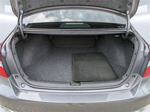 Used 2017 Honda Accord LX image 13