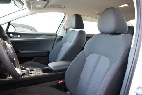 Used 2023 Kia K5 LXS image 17