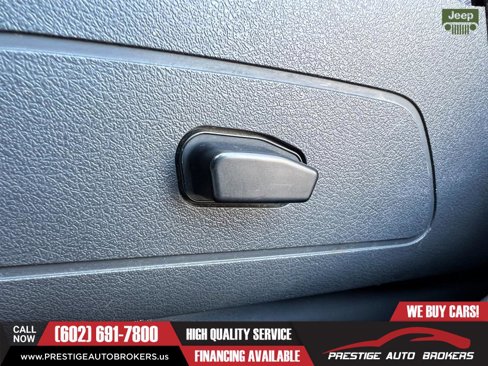Used 2010 Jeep Compass Limited image 19